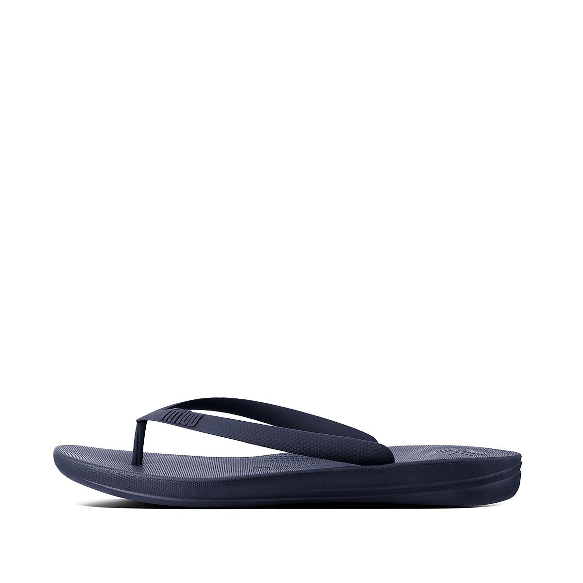 Fitflop Men's IQUSHION Ergonomic Flip Flops - Navy, DF9872615